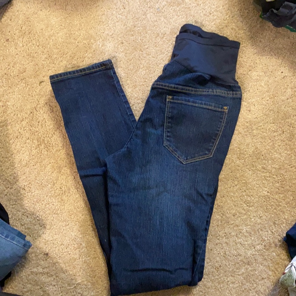 Old Navy Full Panel Maternity Skinny Jeans